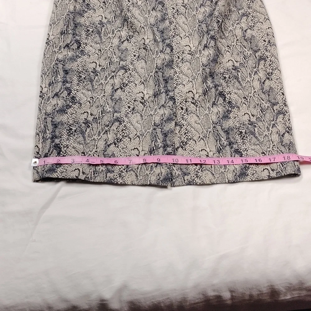 Talbot's women's faux snake skin skirt size 6